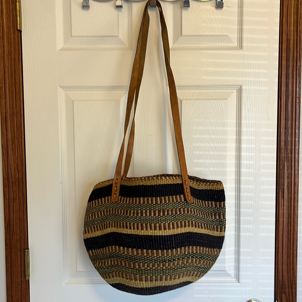 Vintage Large Sisal Market Bucket Tote Bag Woven Straw w/ Long Leather Straps